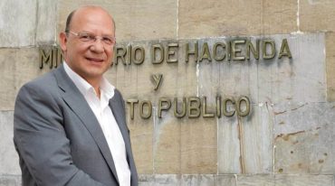Germán Ávila Plazas se posesionó esta semana en el Ministerio de Hacienda tras la salida de Diego Guevara. Foto: Grupo Bicentenario.