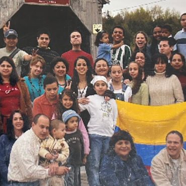 Familias colombianas en Quebec, Canadá con el Cónsul Hatem Dasuky (foto archivo consulado en Montreal)